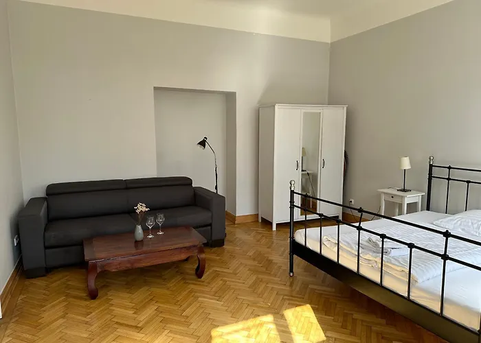 Historic Centre Iv Appartement