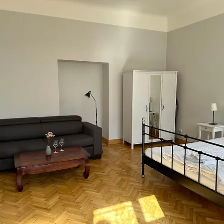 Historic Centre Iv Apartament